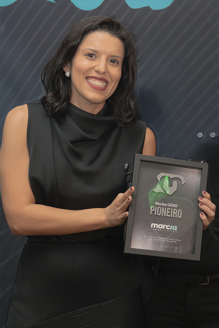 Dra. Germana Martiniano — Médica do Esporte